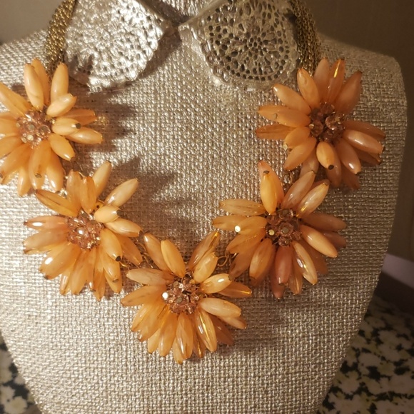 Jewelry - Fashion necklace